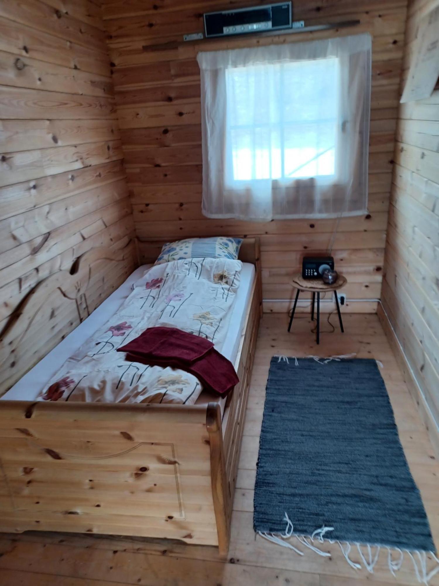 Stensens Overnatting Russenes Exterior foto